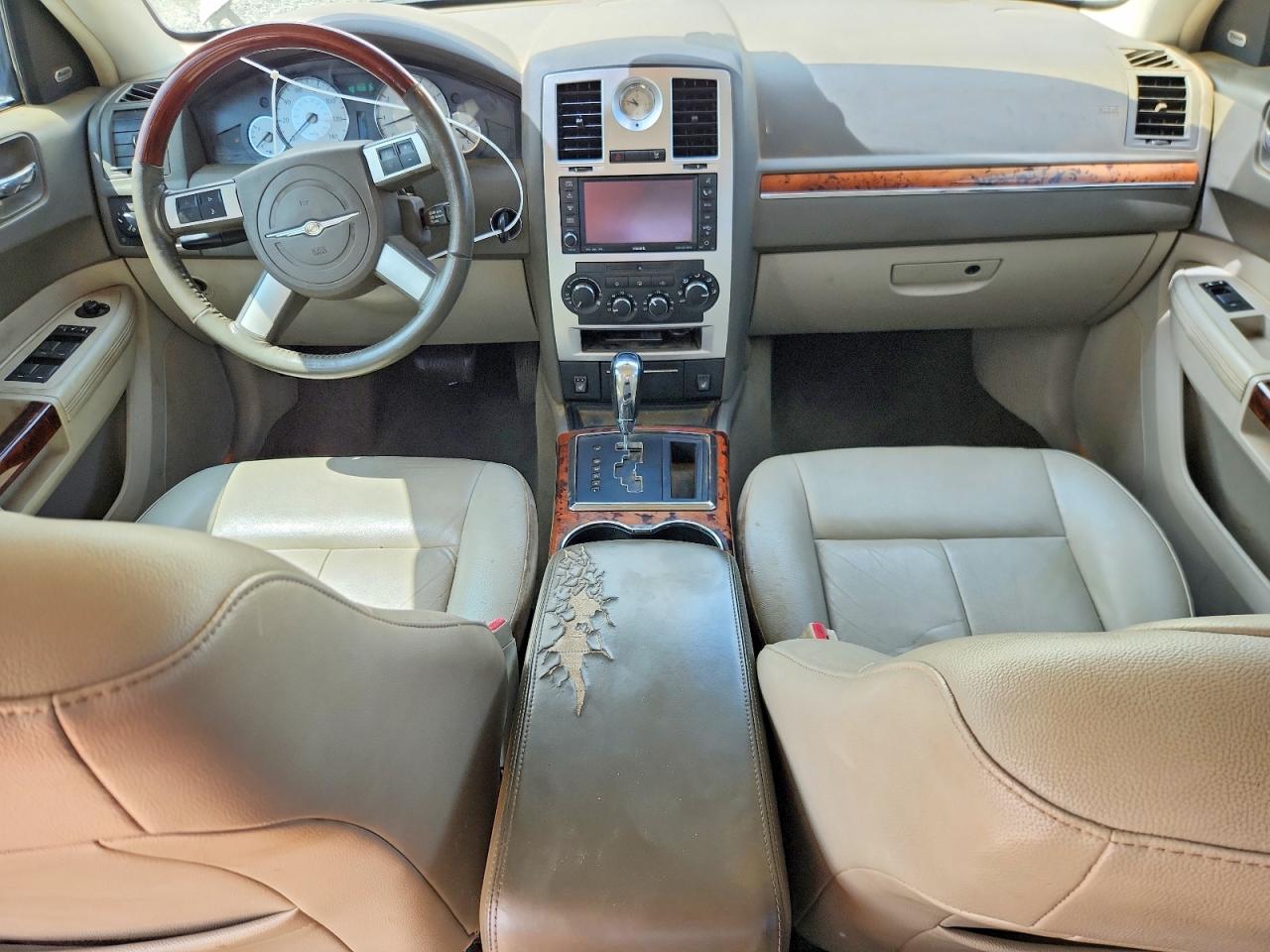 2008 Chrysler 300 Limited White vin: 2C3KA33G38H305648