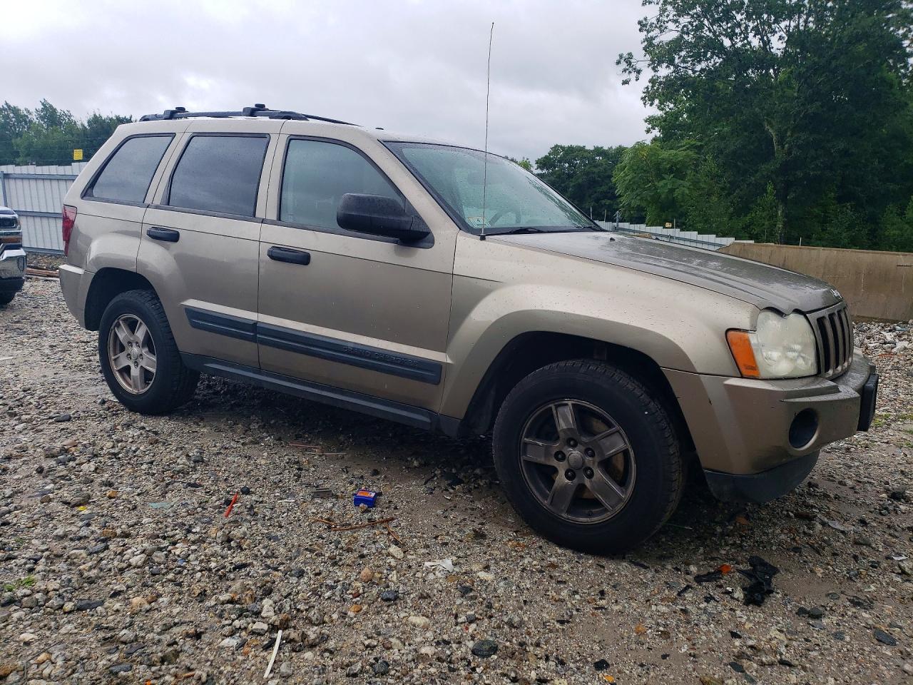 2005 Jeep Grand Cherokee Laredo Желто-коричневый vin: 1J4GR48K55C674937