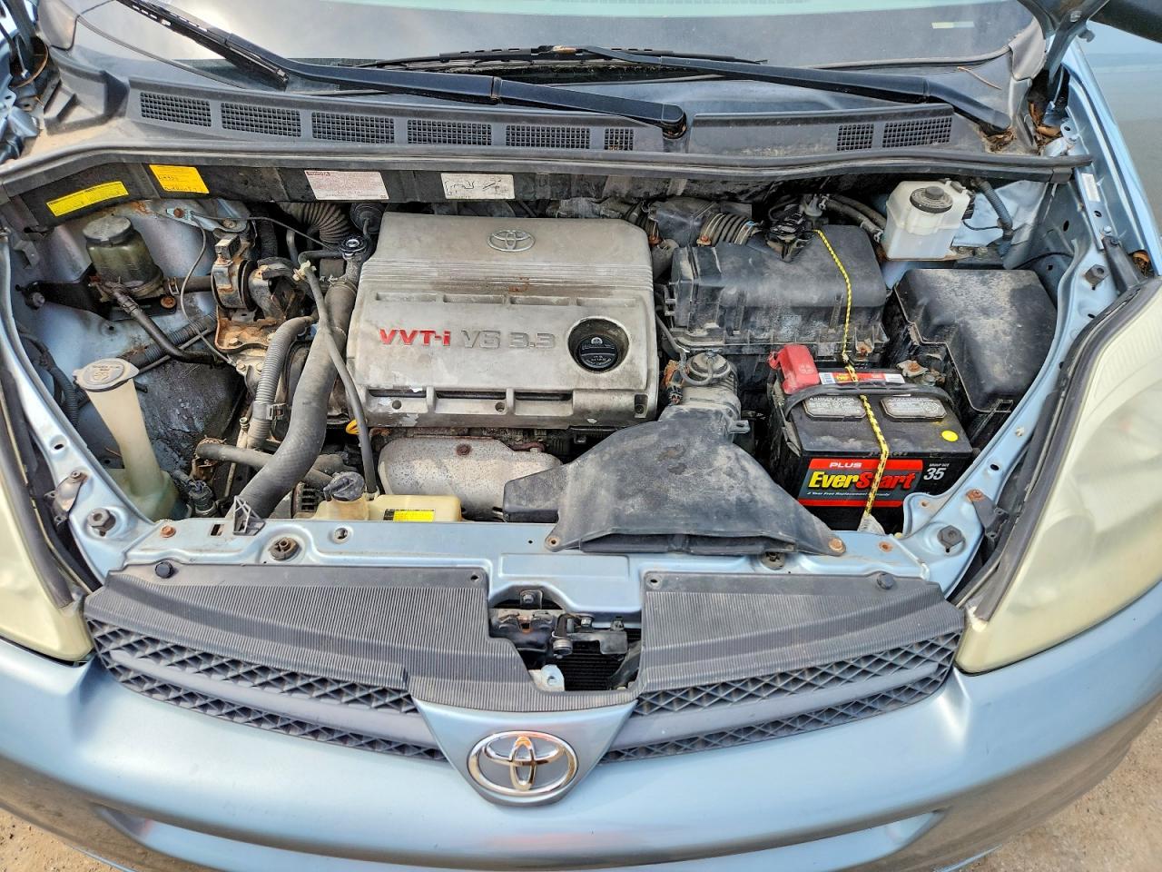 2004 Toyota Sienna Le 7 Passenger Blue vin: 5TDZA23C64S169741