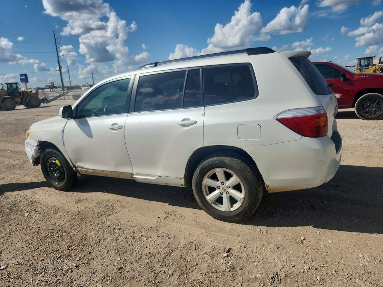 2010 Toyota Highlander Base Белый vin: 5TDZK3EH3AS022574