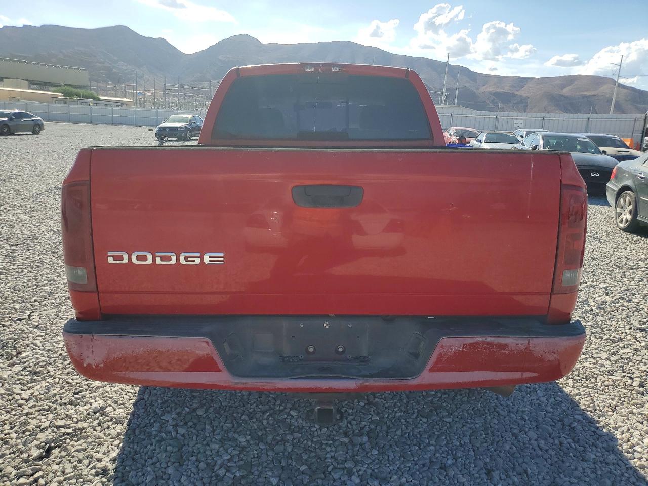 2002 Dodge Ram 1500 Red vin: 1D7HA18N72J158960