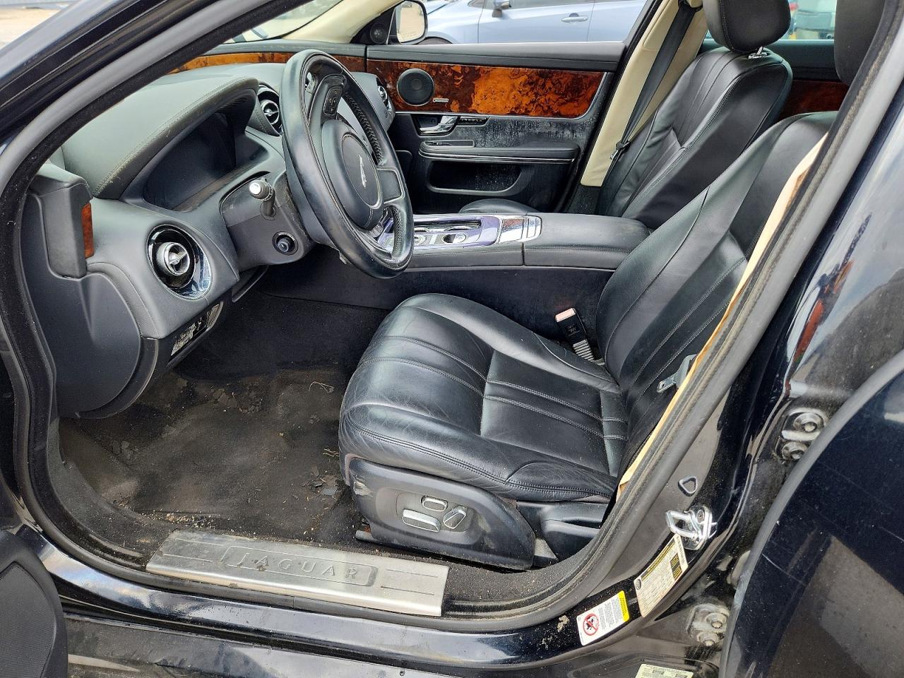 2013 Jaguar Xj Black vin: SAJWJ1CD5D8V45373