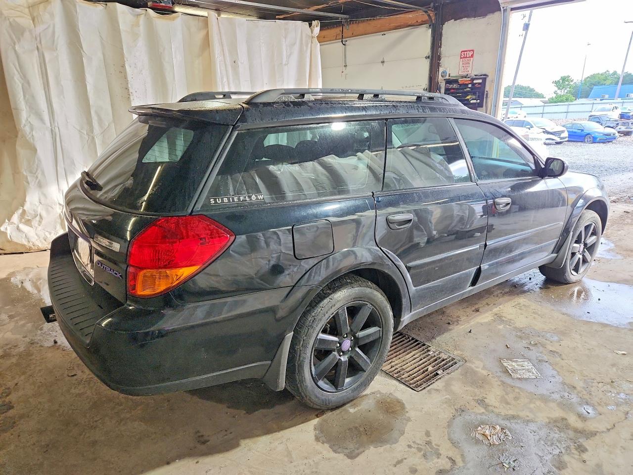 2006 Subaru Legacy Outback 2.5i Black vin: 4S4BP61C967360556
