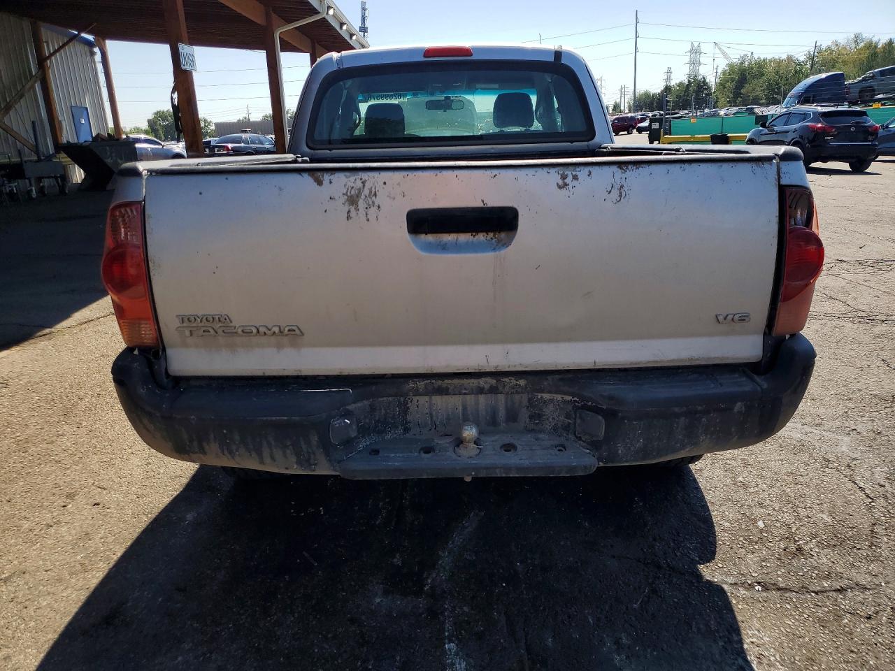 2007 Toyota Tacoma V6 Silver vin: 5TEUU42N17Z455990