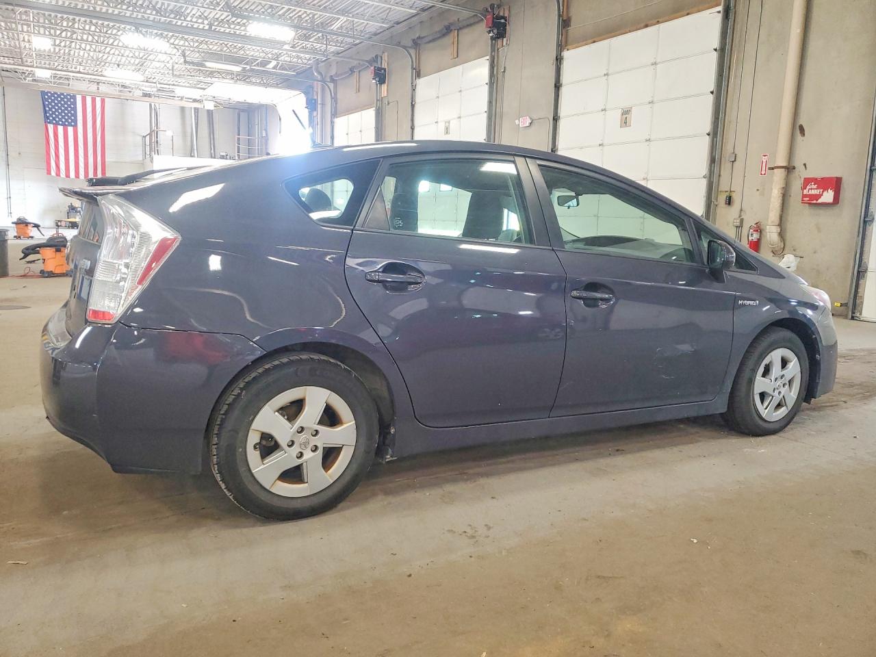 2010 Toyota Prius Ii Серый vin: JTDKN3DU9A0046890