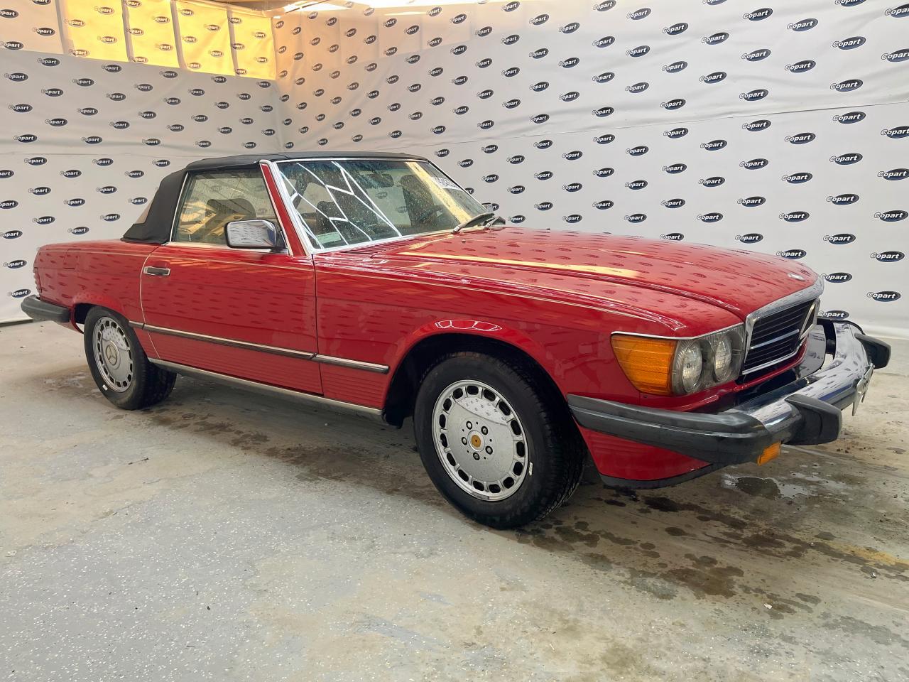 1987 Mercedes-benz 560 Sl Красный vin: WDBBA48D7HA059622