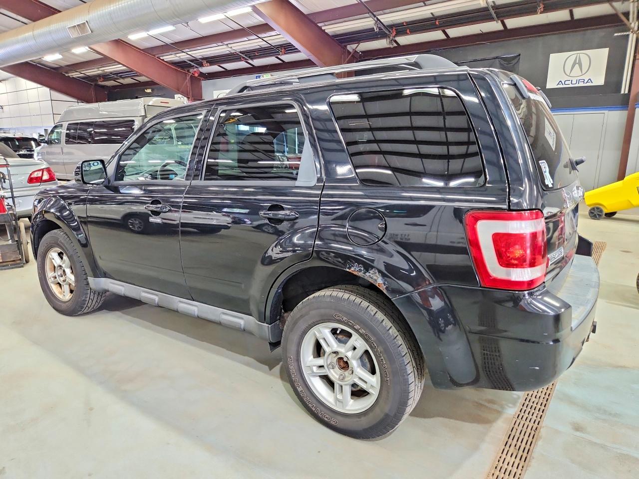 2010 Ford Escape Limited Black vin: 1FMCU9EG5AKC27407