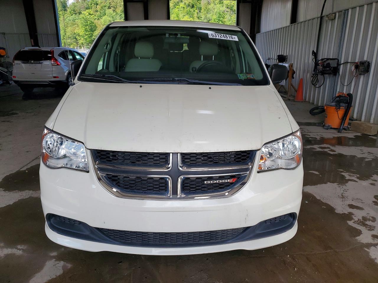 2012 Dodge Grand Caravan Se White vin: 2C4RDGBG3CR265231