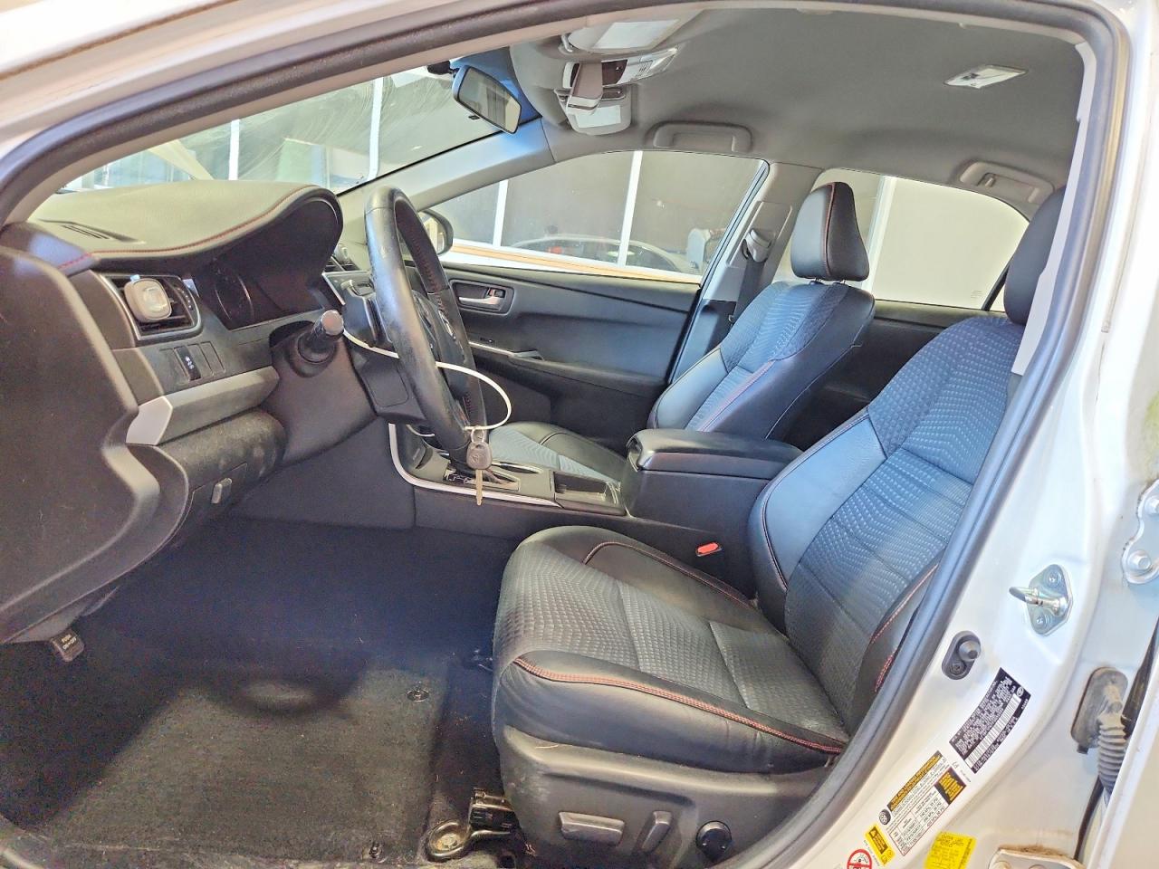 2015 Toyota Camry Se White vin: 4T1BF1FK7FU055595