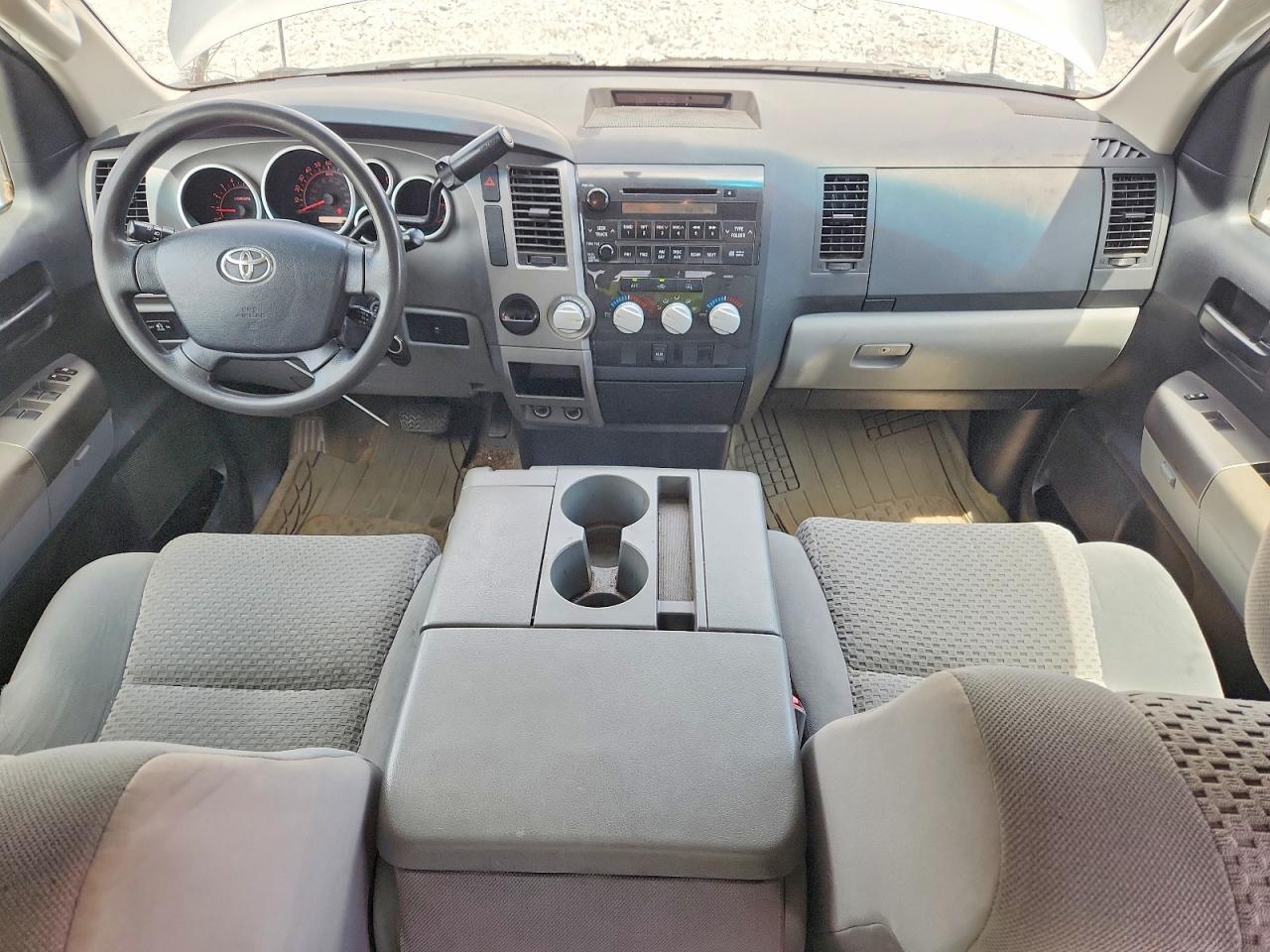 2011 Toyota Tundra Double Cab Sr5 Silver vin: 5TFRY5F12BX101578