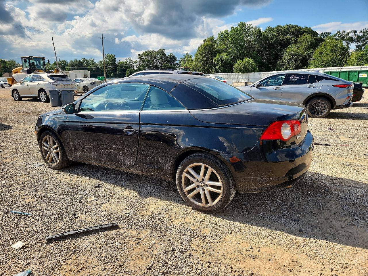 2009 Volkswagen Eos Lux Black vin: WVWFA71F99V014823