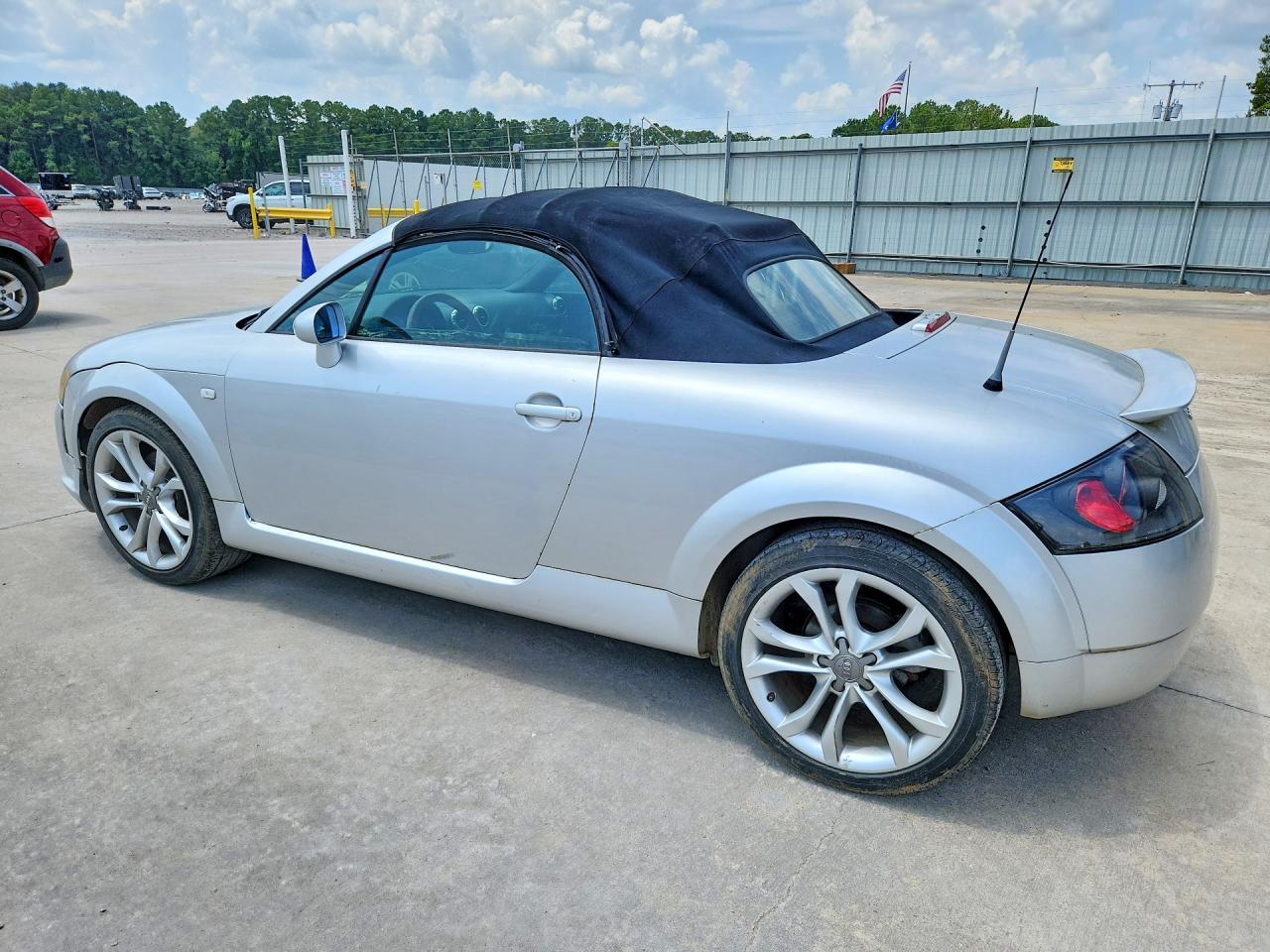 2001 Audi Tt Quattro Silver vin: TRUUT28N411017566