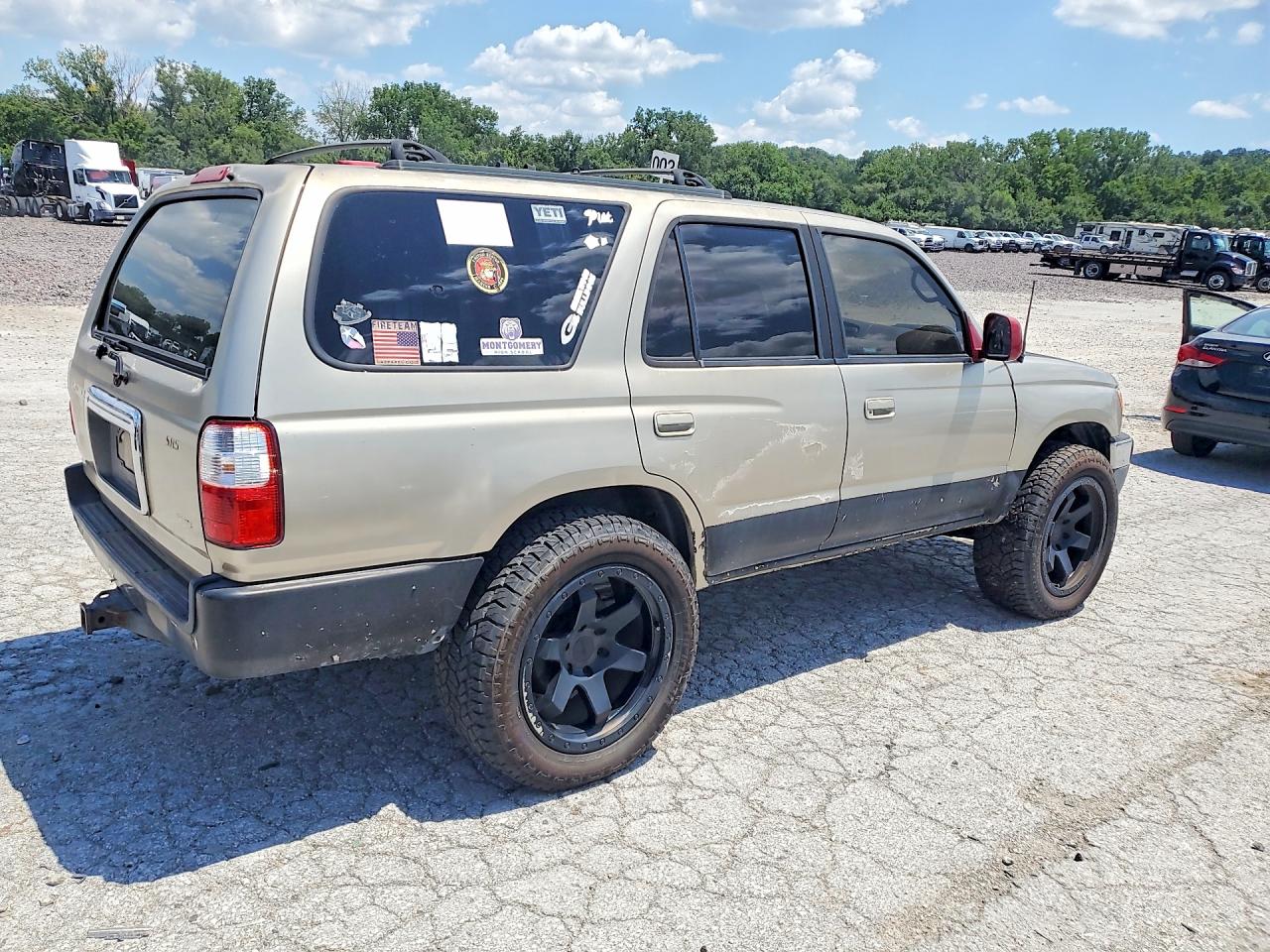 2002 Toyota 4runner Sr5 Золотой vin: JT3GN86R920226744