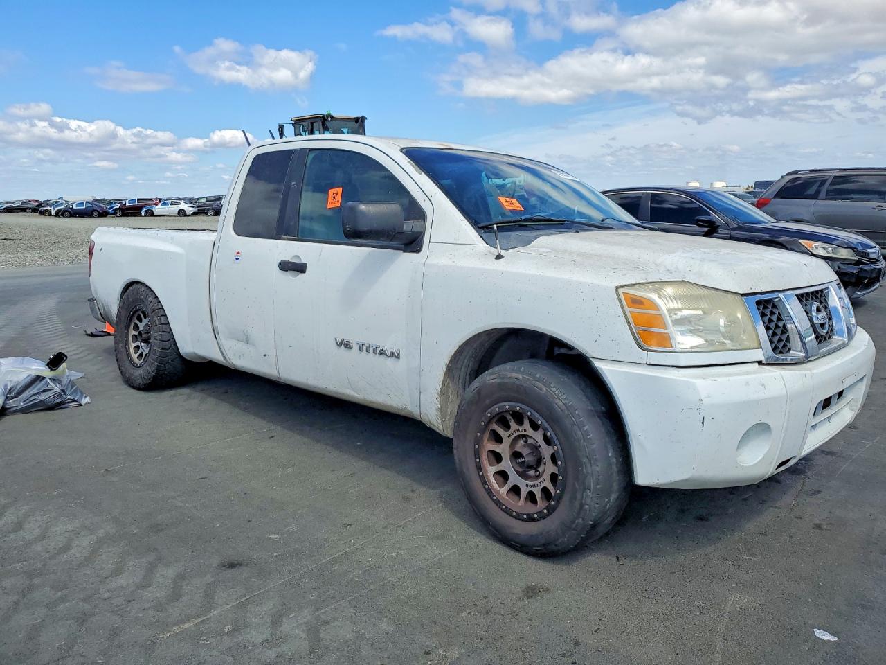 2005 Nissan Titan Xe White vin: 1N6AA06A85N554945