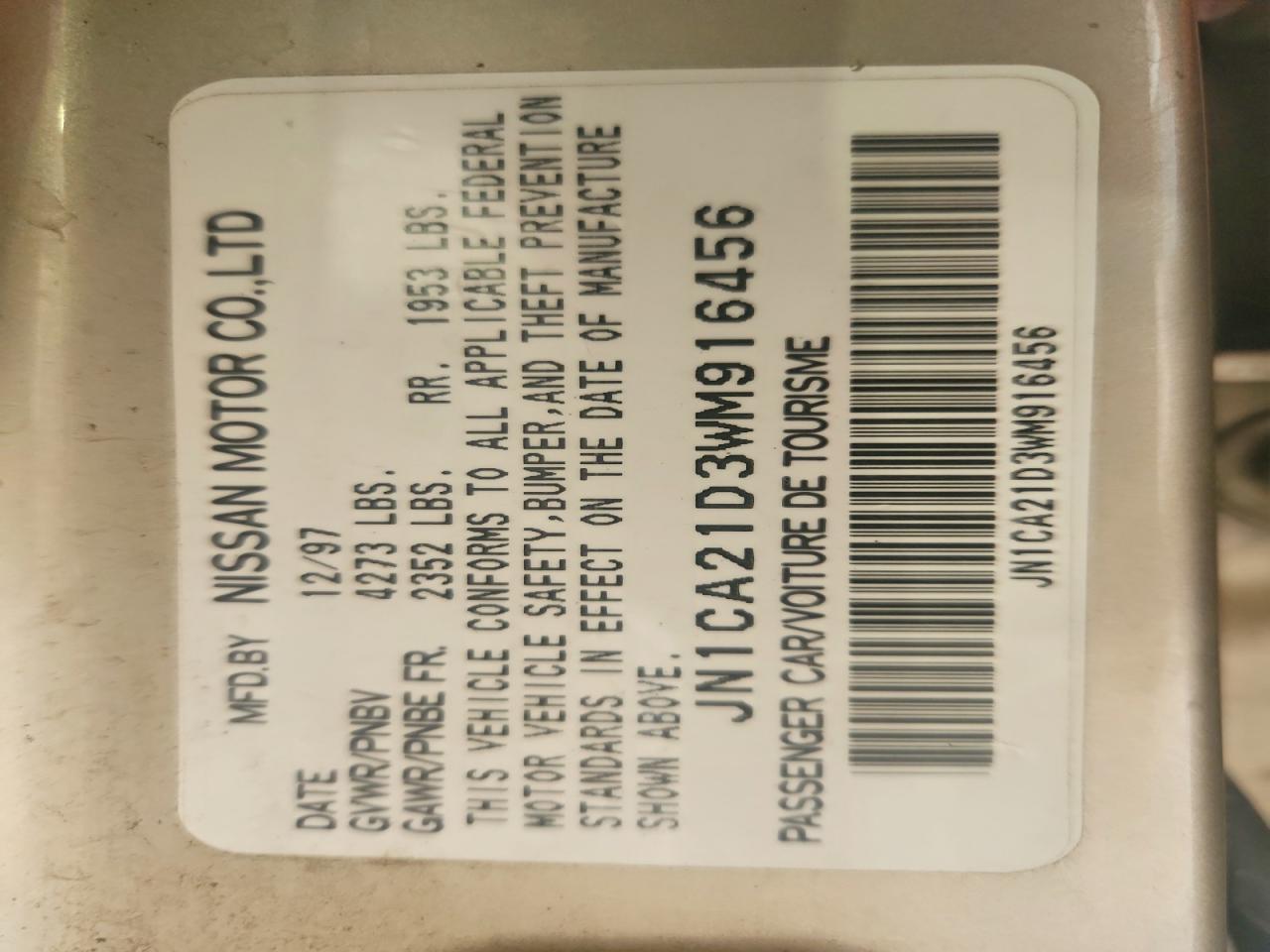 1998 Nissan Maxima Gxe Tan vin: JN1CA21D3WM916456