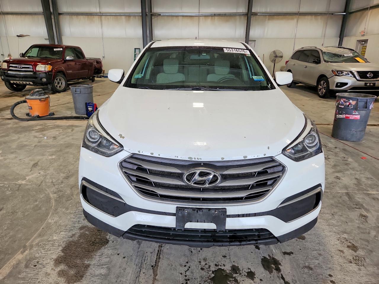 2018 Hyundai Santa Fe Sport 2.4l Белый vin: 5NMZTDLB7JH062872