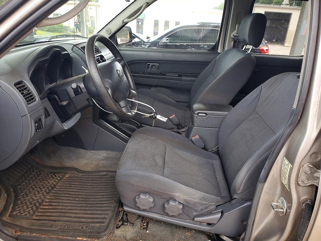 2004 Nissan Frontier Crew Cab Xe V6 Silver vin: 1N6ED27TX4C410702