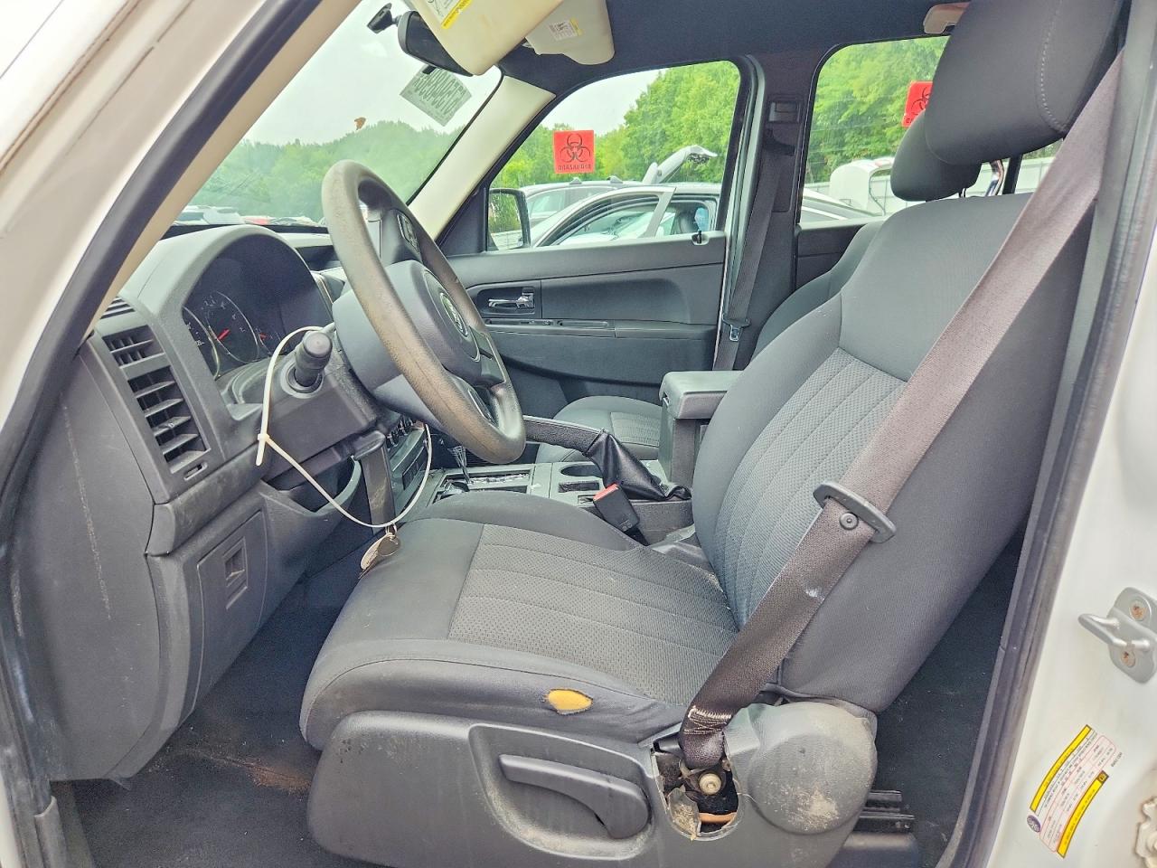 2011 Jeep Liberty Sport White vin: 1J4PN2GK6BW521334