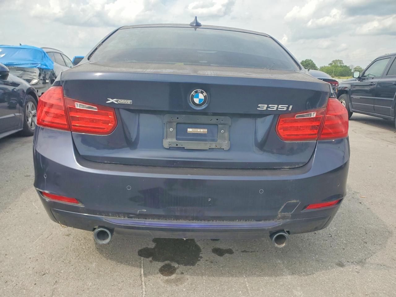 2015 Bmw 335 Xi Blue vin: WBA3B9G52FNR94446