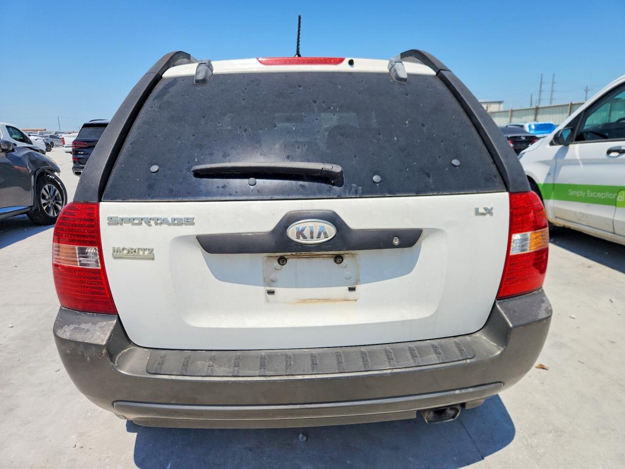 2006 Kia Sportage Lx White vin: KNDJF724667198241