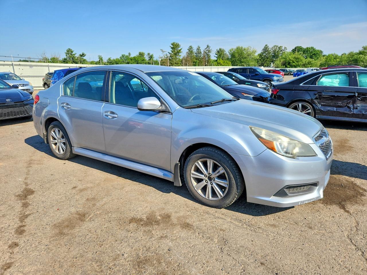2013 Subaru Legacy 2.5i Premium Gray vin: 4S3BMBC69D3013374