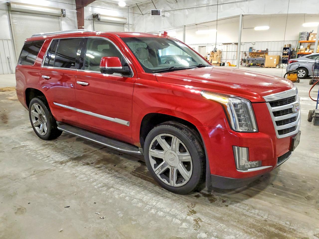 2015 Cadillac Escalade Luxury Red vin: 1GYS4MKJ0FR528999