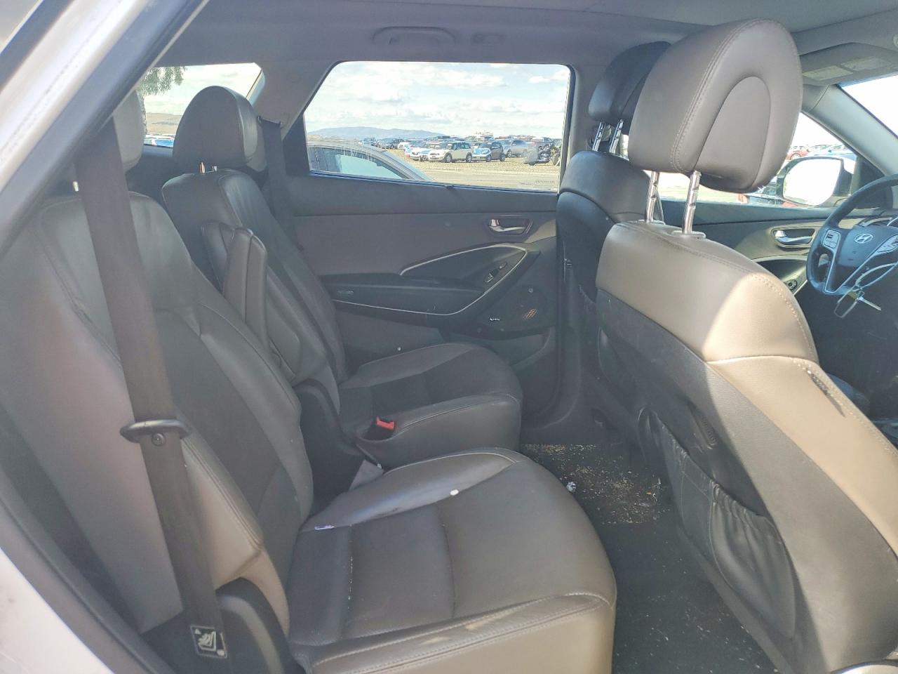 2015 Hyundai Santa Fe Limited White vin: KM8SR4HFXFU095453