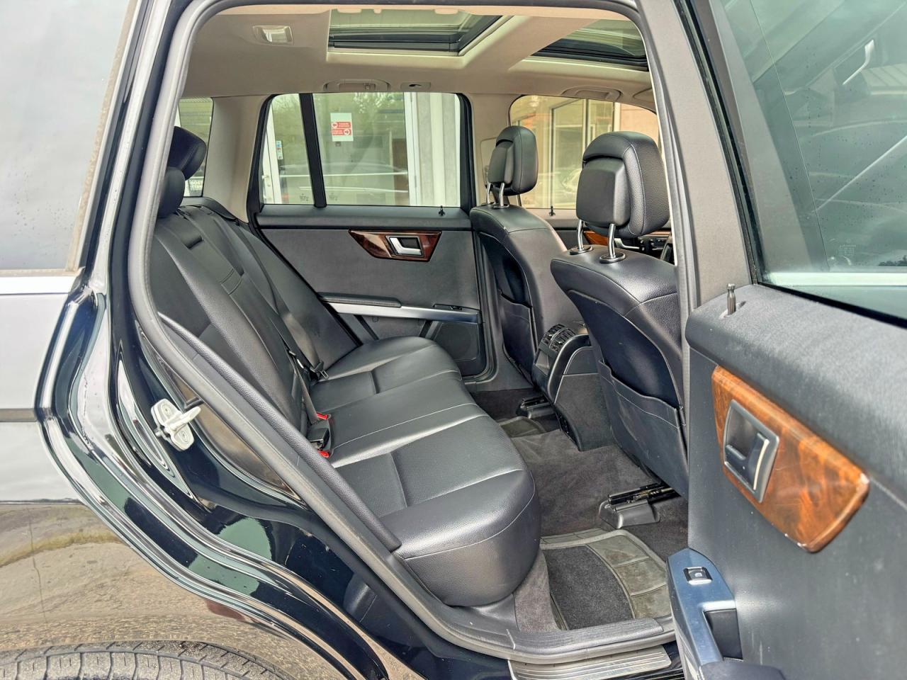 2013 Mercedes-benz Glk 350 4matic Черный vin: WDCGG8JBXDF988877