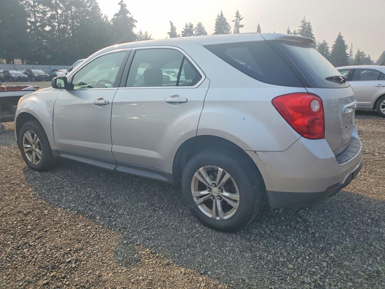 2010 Chevrolet Equinox Ls Silver vin: 2CNALBEW0A6413240