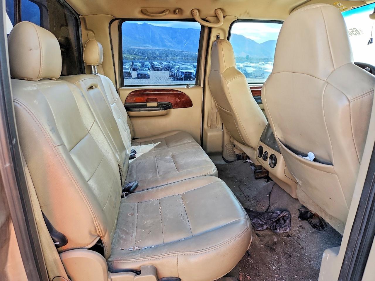 2005 Ford F350 Super Duty Коричневый vin: 1FTWW33P95EB10865