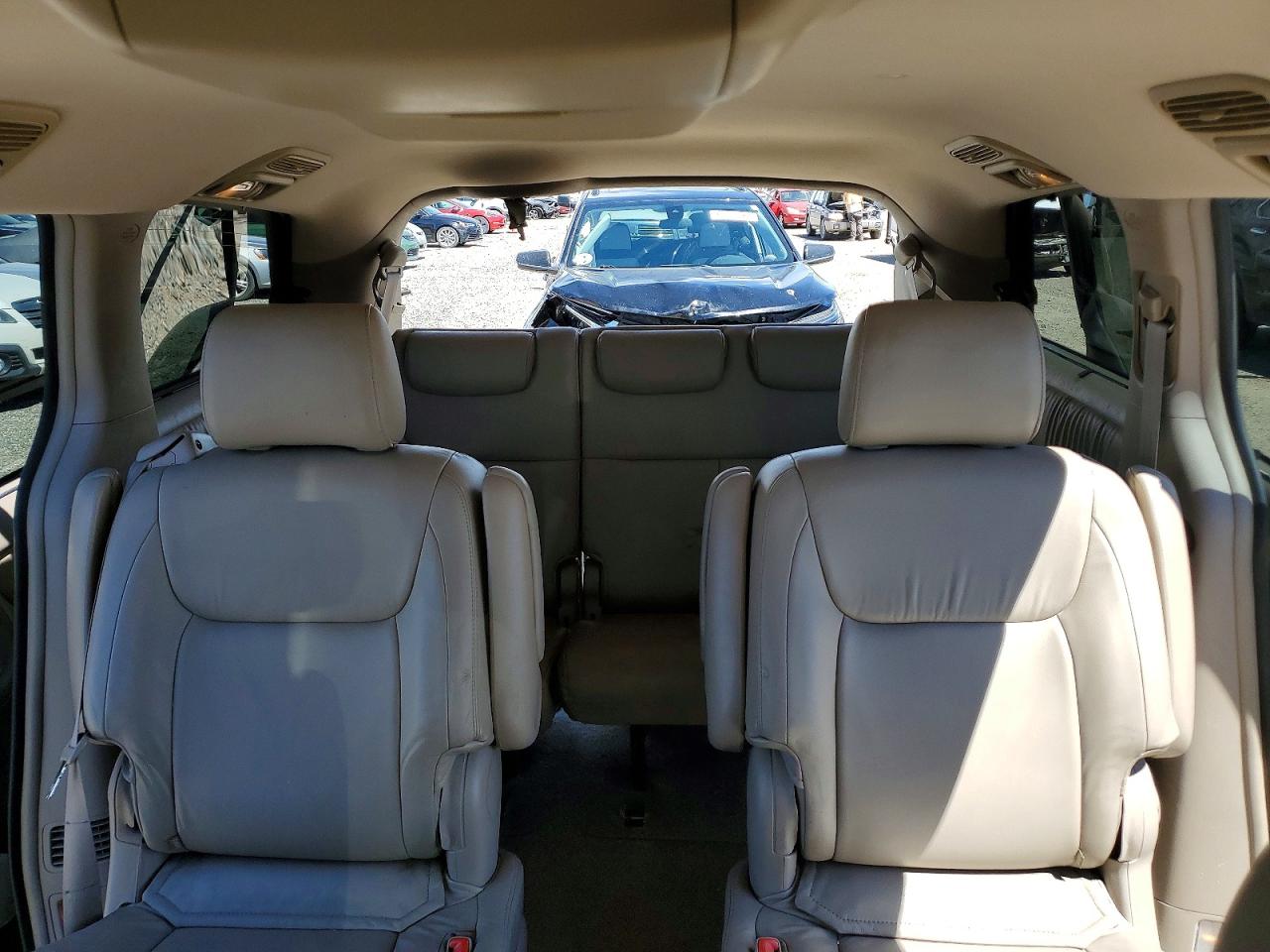 2004 Toyota Sienna Xle 7 Passenger Gold vin: 5TDBA22C14S005381