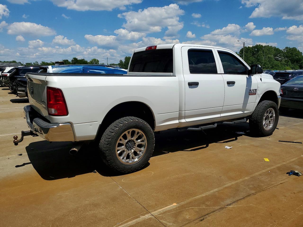 2015 Ram 2500 St White vin: 3C6UR5CJ8FG634516