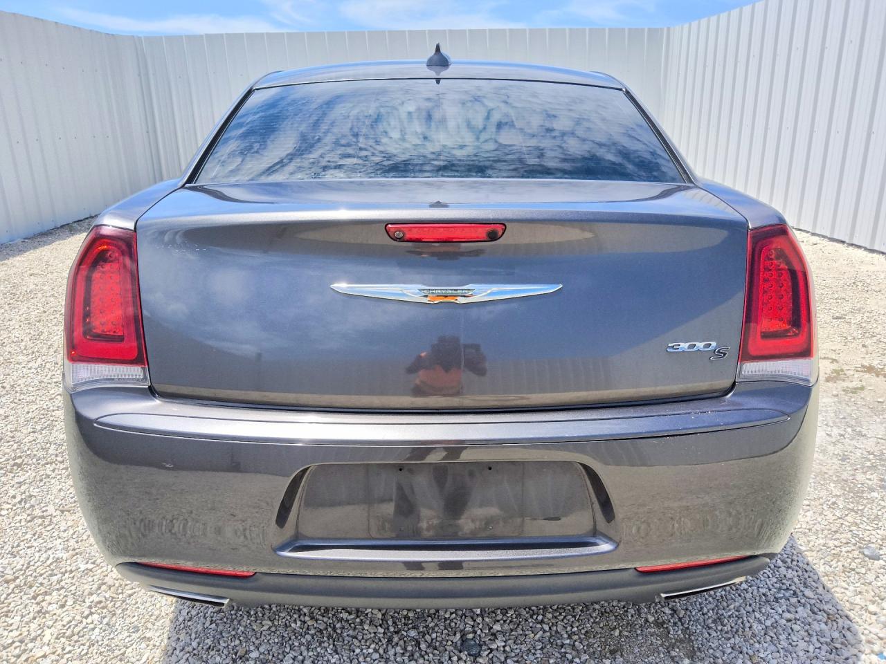 2019 Chrysler 300 S Gray vin: 2C3CCABG1KH654206