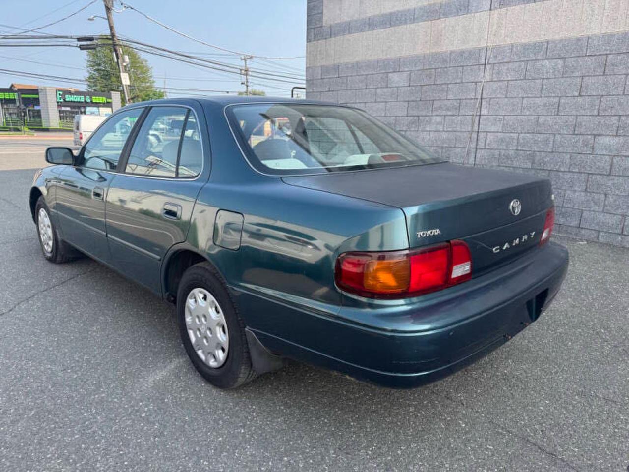 1996 Toyota Camry Dx Зеленый vin: 4T1BG12K5TU916190