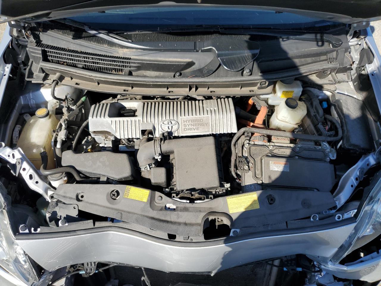 2014 Toyota Prius Серебряный vin: JTDKN3DU7E1735648