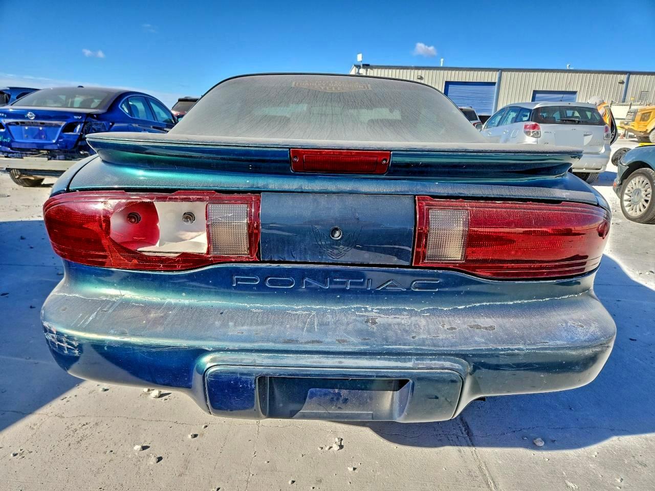 1997 Pontiac Firebird Зеленый vin: 2G2FS22K5V2212532