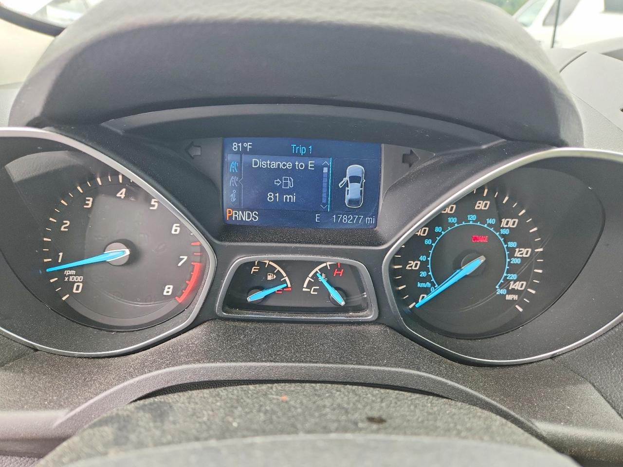 2015 Ford Escape S White vin: 1FMCU0F7XFUC85616
