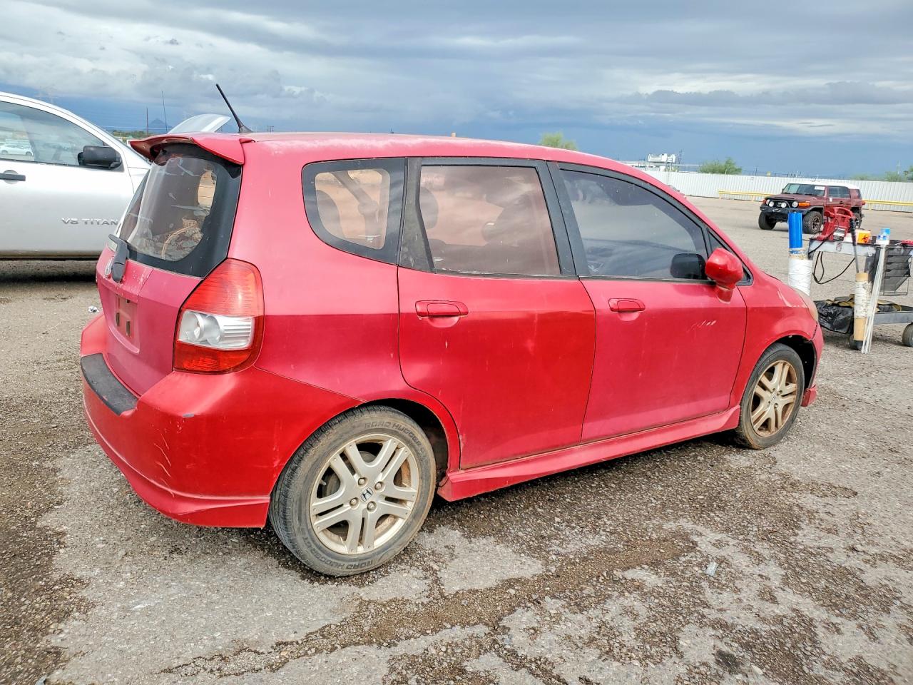 2008 Honda Fit Sport Red vin: JHMGD386X8S038556