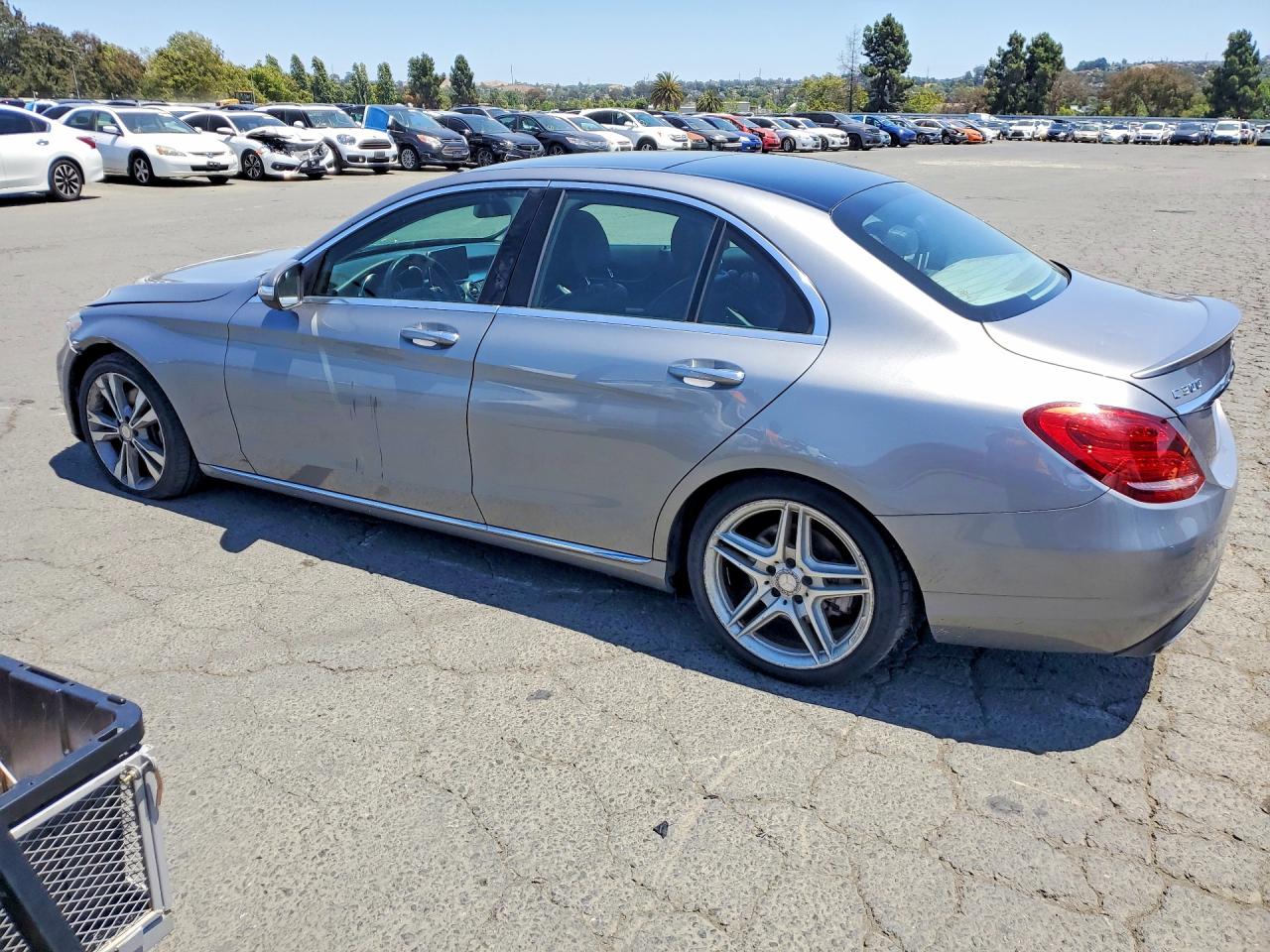 2015 Mercedes-benz C 300 Silver vin: 55SWF4JB3FU065661