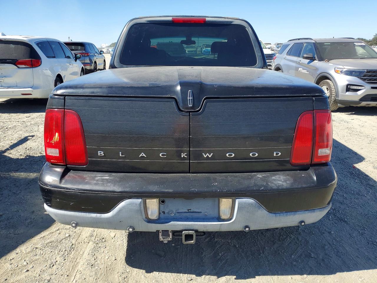 2002 Lincoln Blackwood Black vin: 5LTEW05A22KJ03060