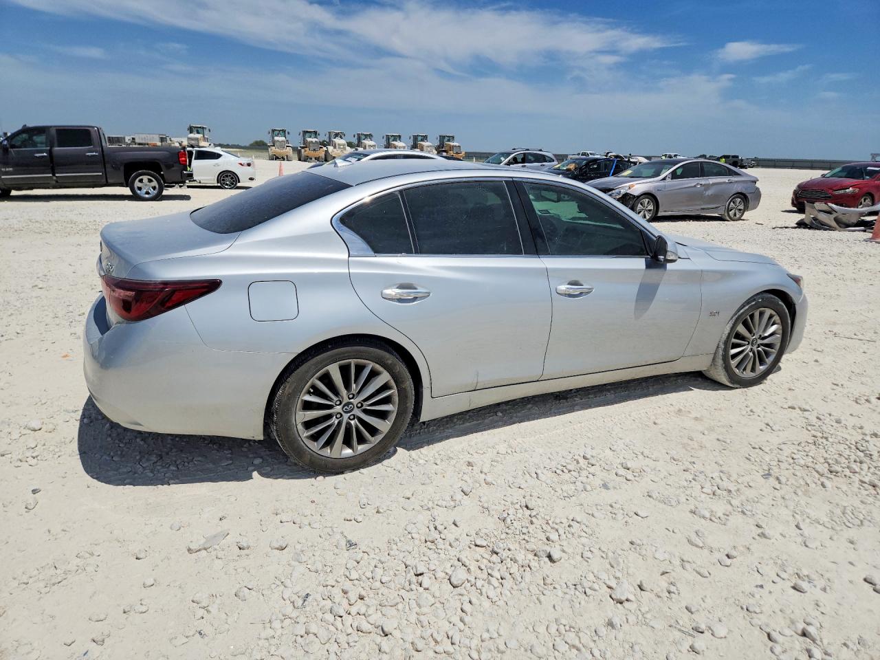 2018 Infiniti Q50 3.0t Luxe Silver vin: JN1EV7AR9JM438929