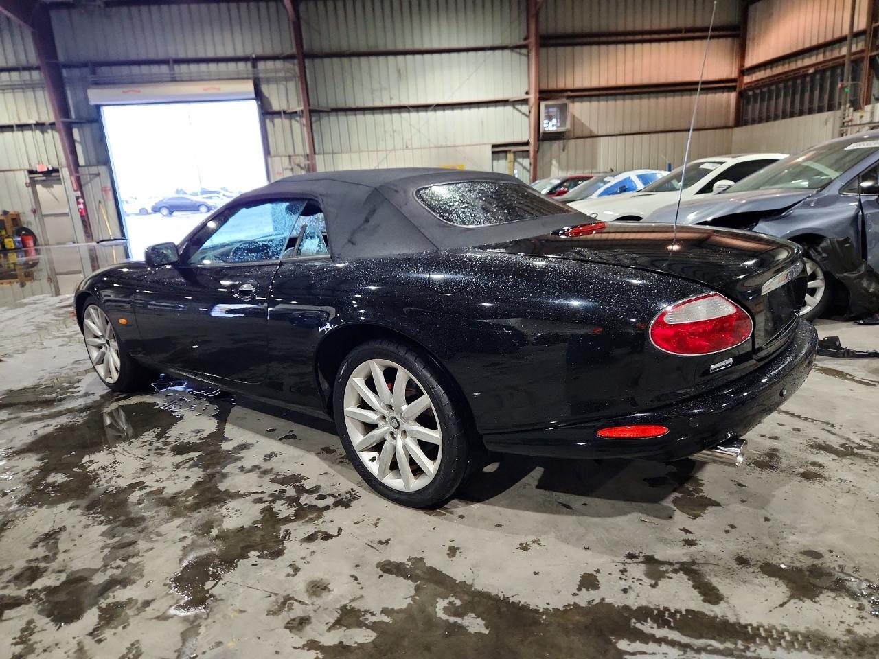 2004 Jaguar Xk8 Black vin: SAJDA42C142A37702