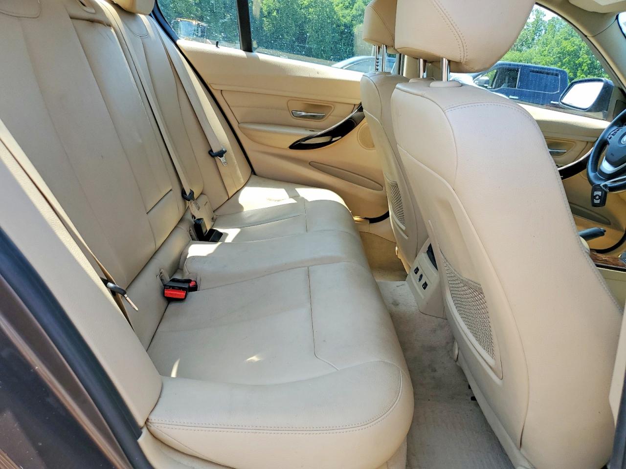 2015 Bmw 328 Xi Sulev Brown vin: WBA3B5G57FNS13753