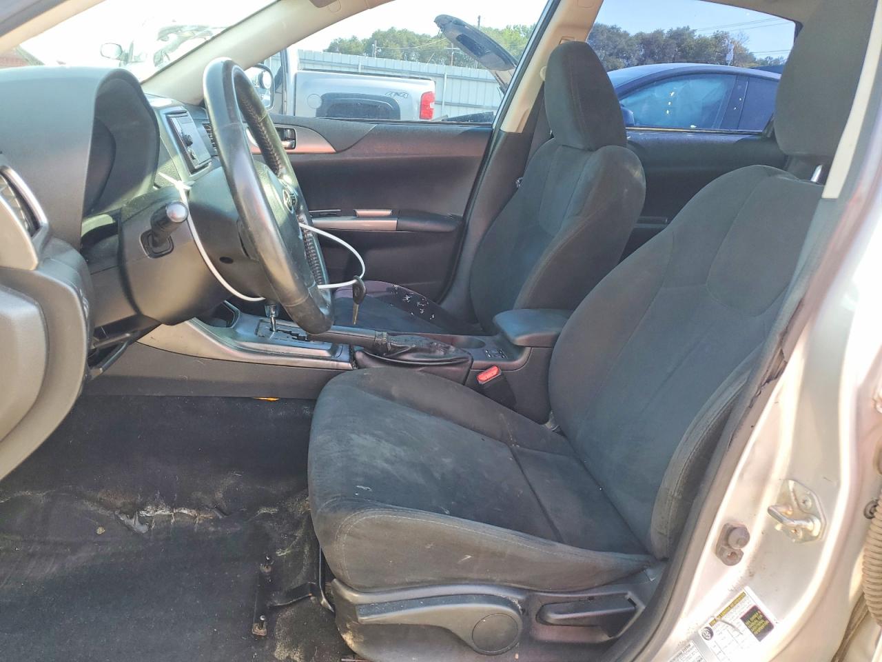 2011 Subaru Impreza 2.5i Premium Silver vin: JF1GH6B64BH812780