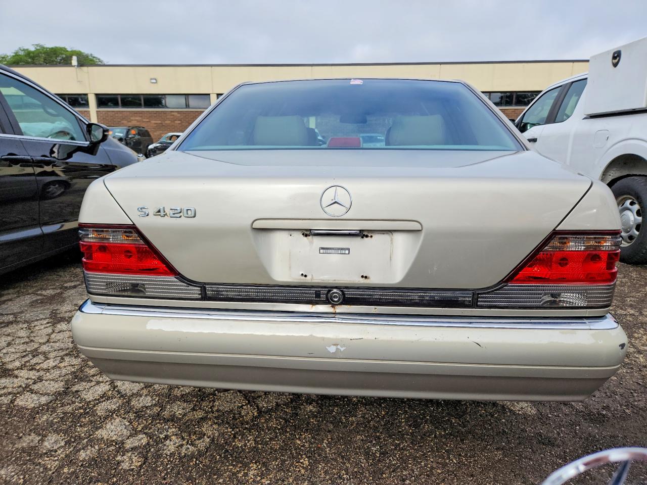 1997 Mercedes-benz S 420 Beige vin: WDBGA43G4VA352073