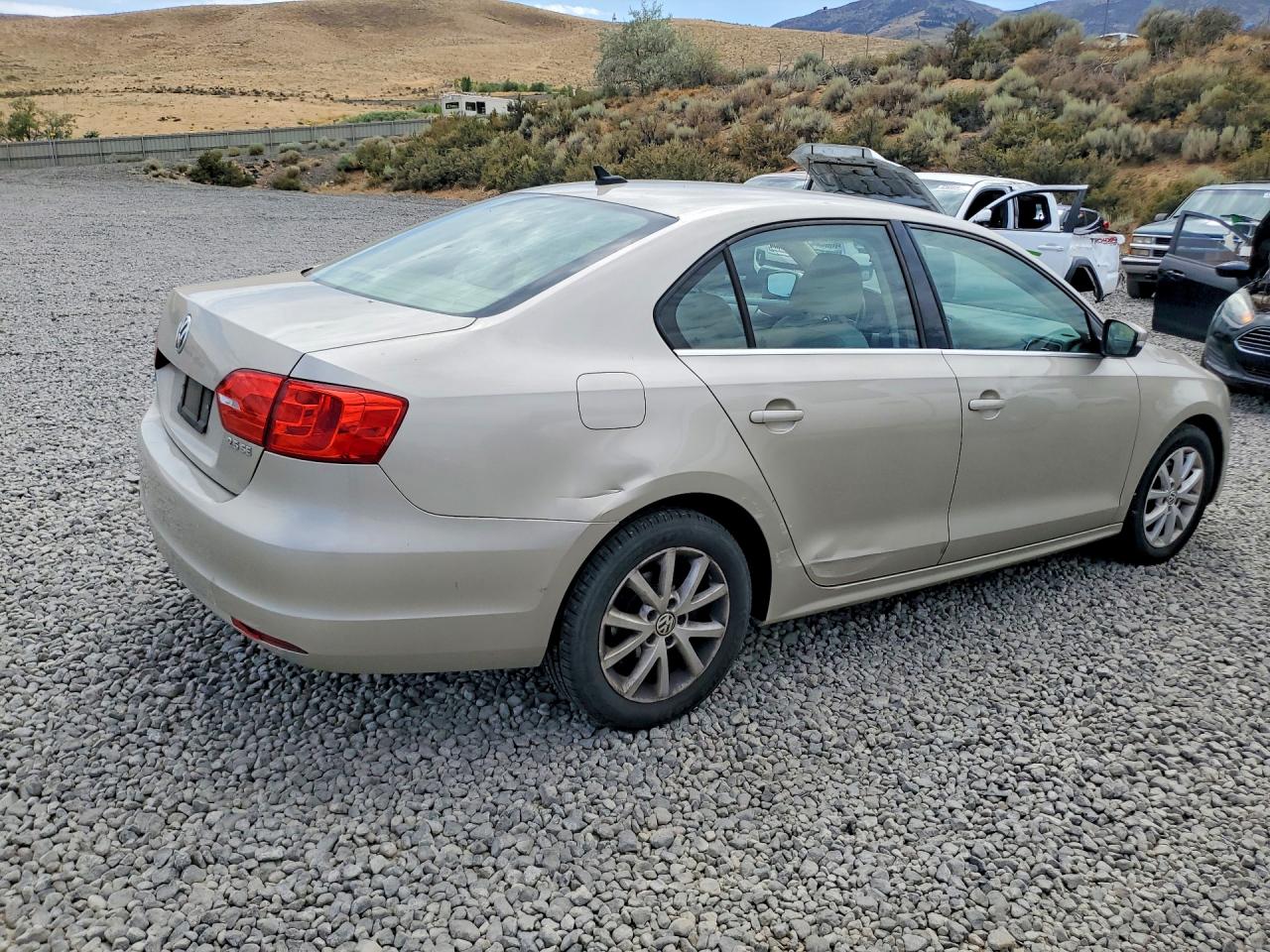 2013 Volkswagen Jetta Se Gold vin: 3VWBP7AJ6DM225527
