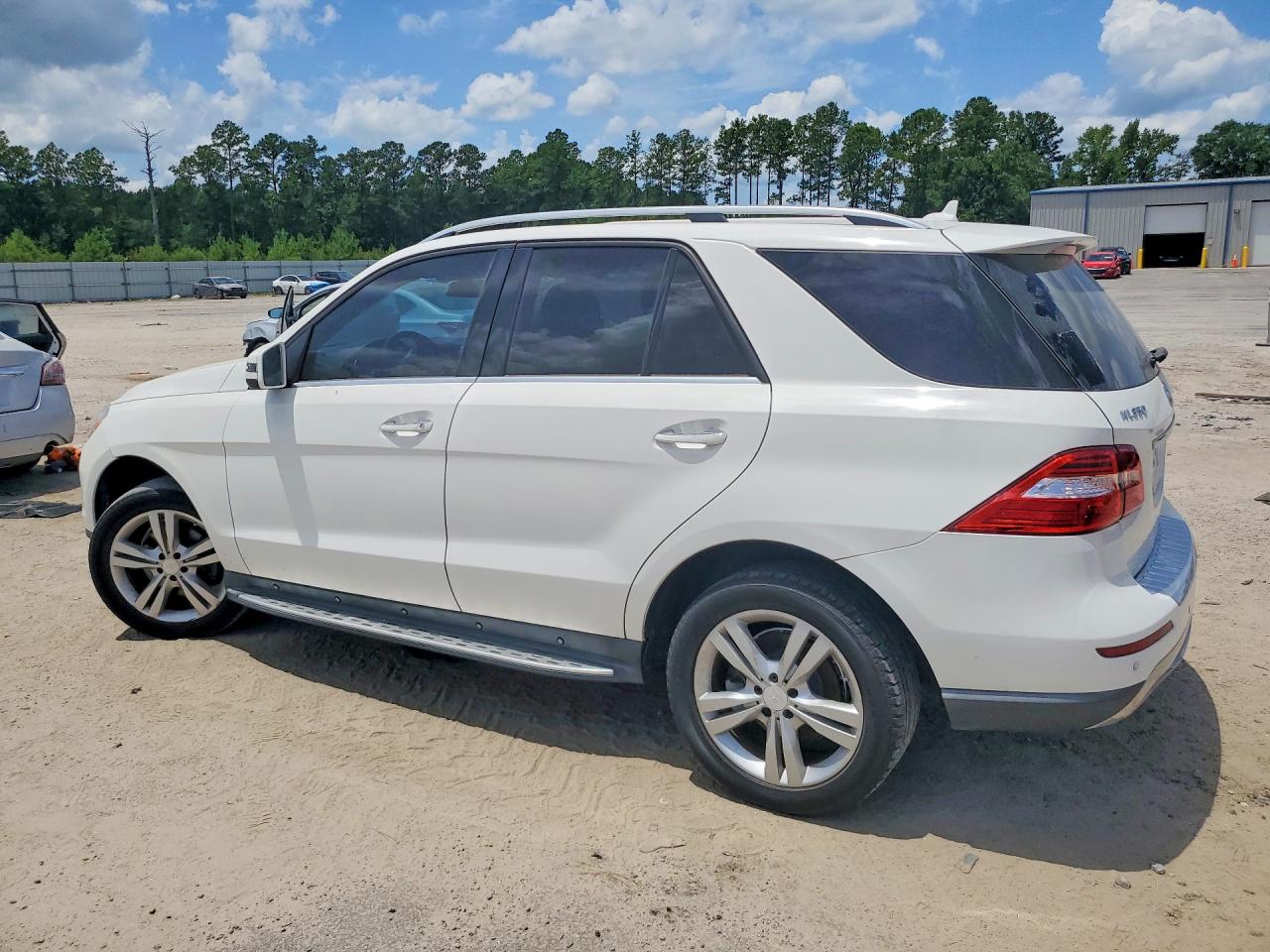 2014 Mercedes-benz Ml 350 White vin: 4JGDA5JB5EA288624