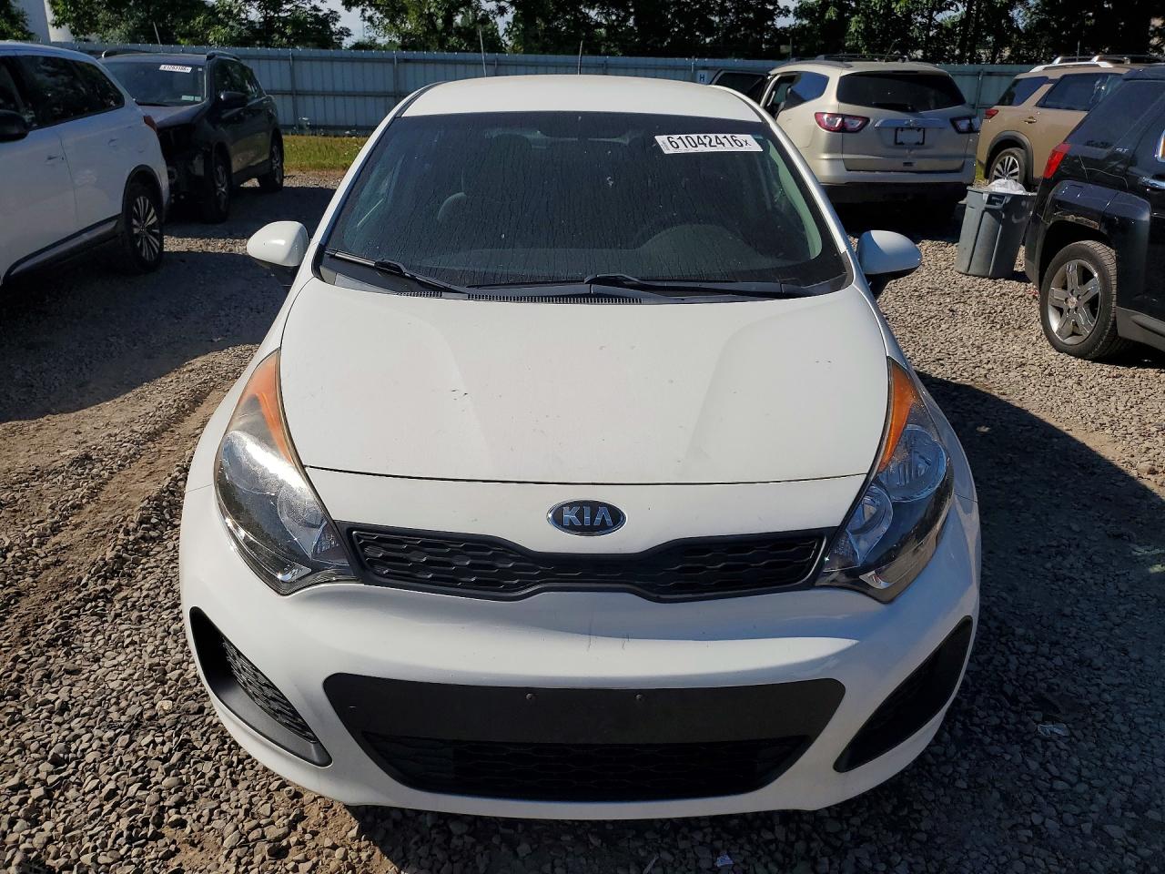 2014 Kia Rio Lx White vin: KNADM5A3XE6413654