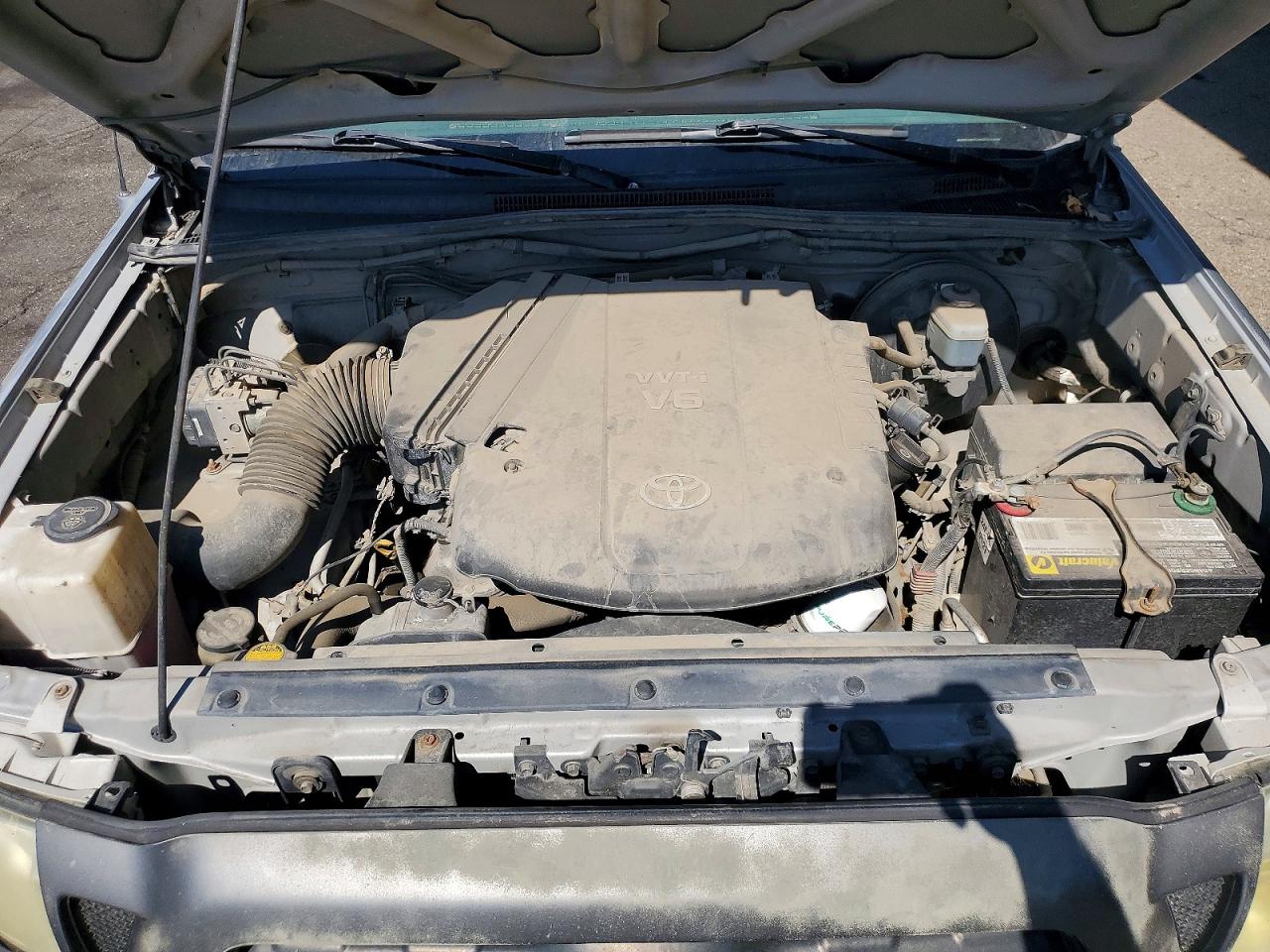 2007 Toyota Tacoma V6 Silver vin: 5TEUU42N17Z455990