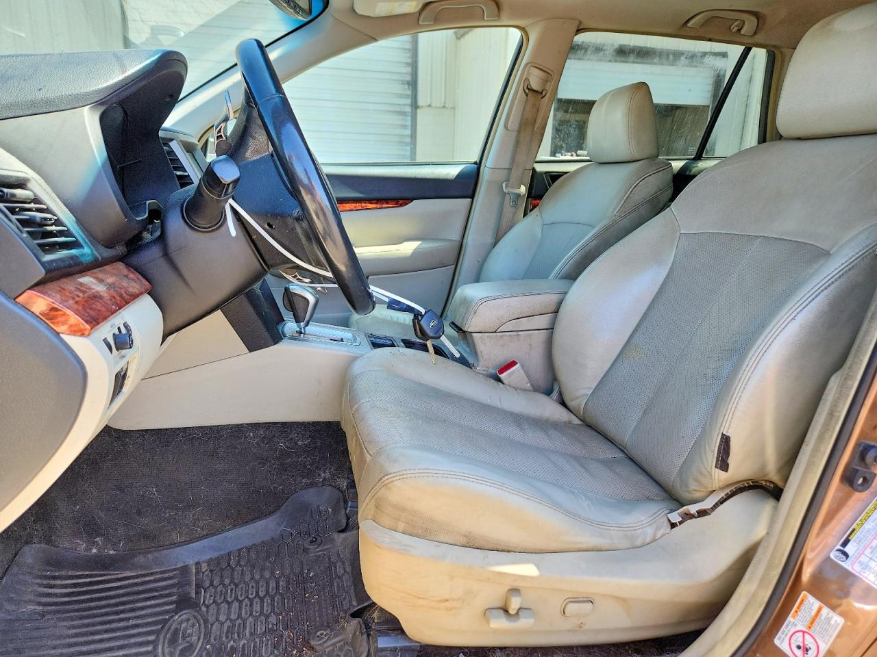 2012 Subaru Outback 2.5i Limited Brown vin: 4S4BRBLC1C3230323